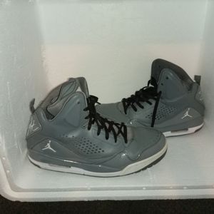 Nike Jordan SC-3 gray and white